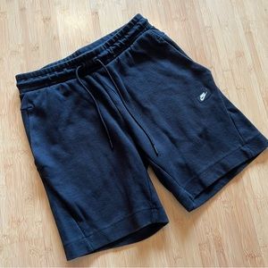 🖤NIKE sweatshorts - M